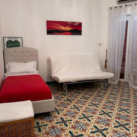 Sorrento Home E Flat Park And Pool ภายนอก รูปภาพ