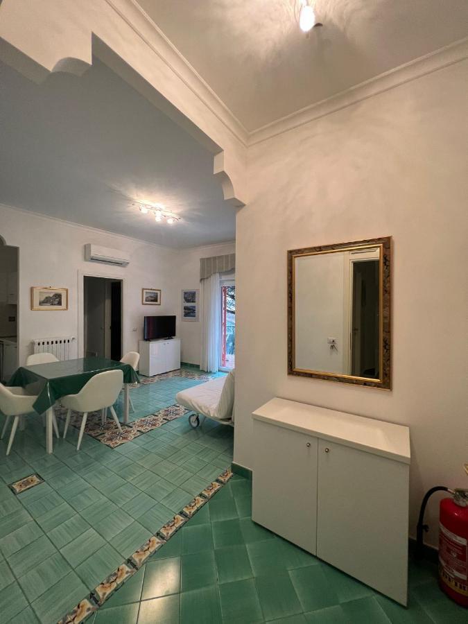 Sorrento Home E Flat Park And Pool ภายนอก รูปภาพ