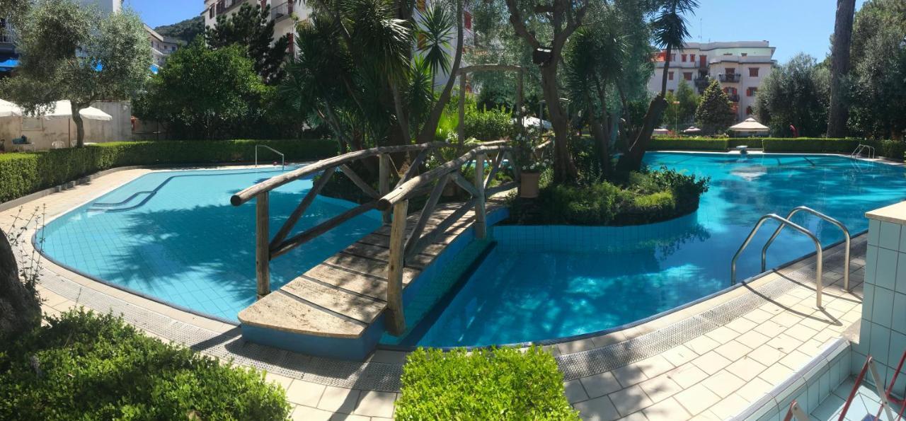 Sorrento Home E Flat Park And Pool ภายนอก รูปภาพ