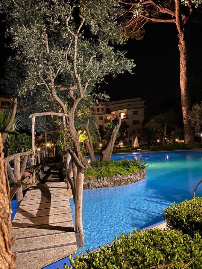 Sorrento Home E Flat Park And Pool ภายนอก รูปภาพ